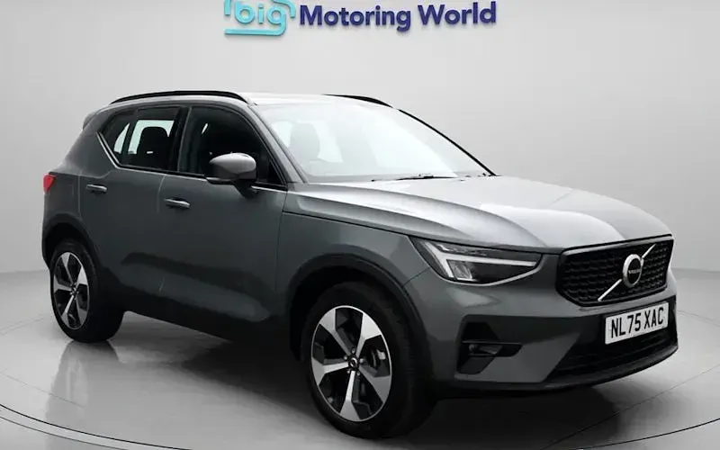 Used Volvo XC40 Plus 163 HP (119 kW) 2025 SUV