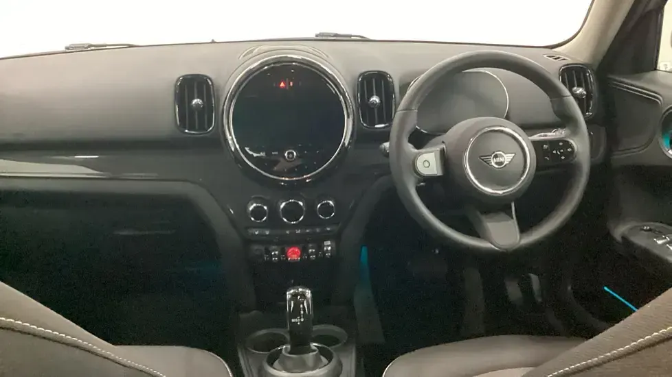 Used Mini Cooper Countryman Classic 134 HP (98 kW) 2023 Silver SUV