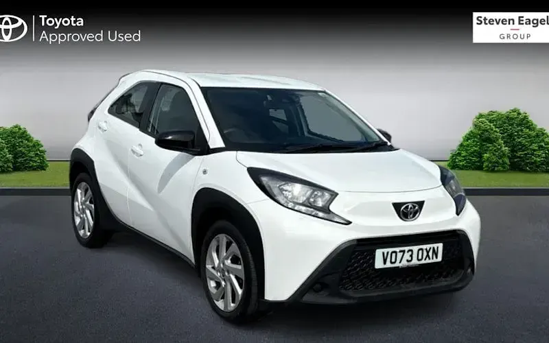 Used Toyota Aygo X PURE 72 HP (52 kW) 2025 SUV