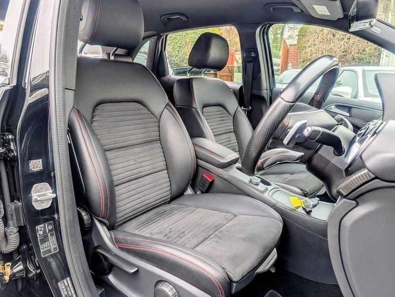 Used Mercedes B200 Executive 2017 Black MPV