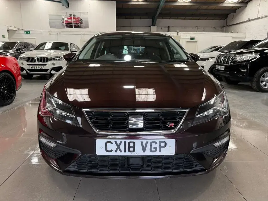 Used Seat Leon ST FR 150 HP (110 kW) 2018 Purple Estate