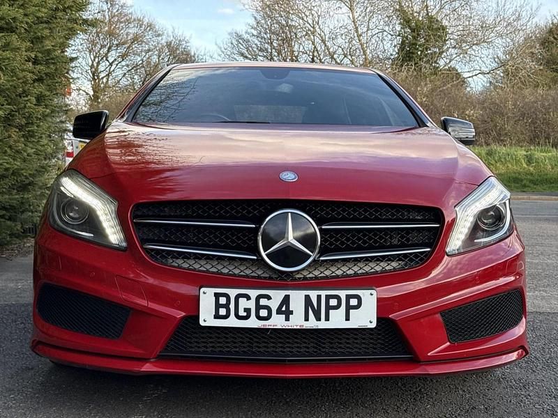 Used Mercedes A180 AMG 108 HP (79 kW) 2014 Red Hatchback