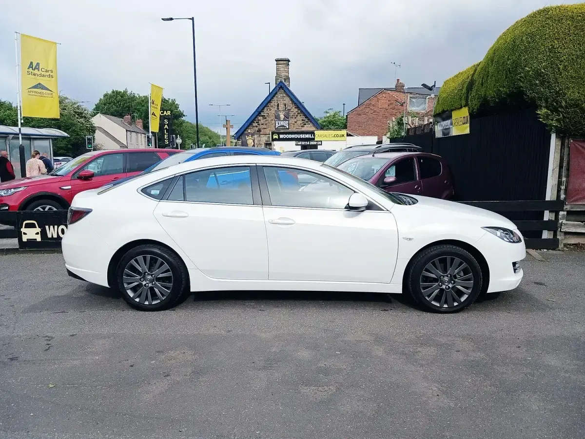 Used Mazda 6 147 HP (108 kW) 2009 White Hatchback