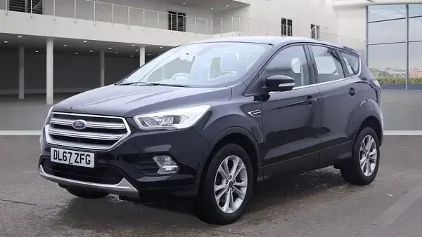 Usado Ford Kuga Titanium 150 CV (110 kW) 2018 Negro SUV