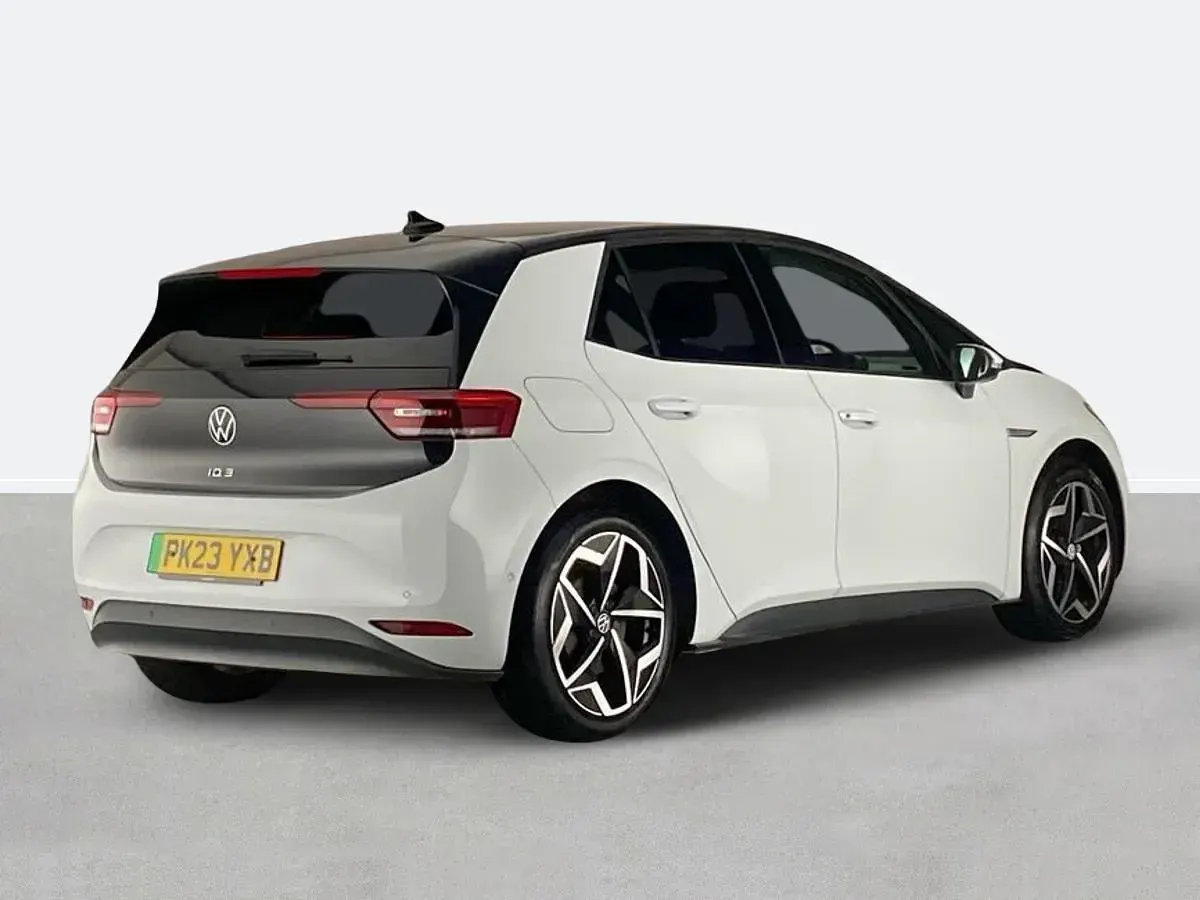 Used VW ID.3 Pro 150 kW (204 HP) 2023 White Hatchback