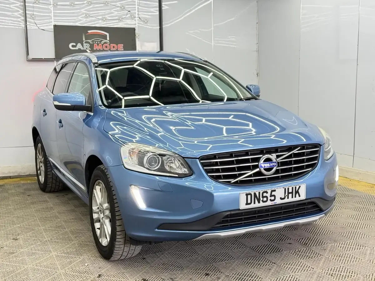 Used Volvo XC60 SE Lux 2015 Blue SUV