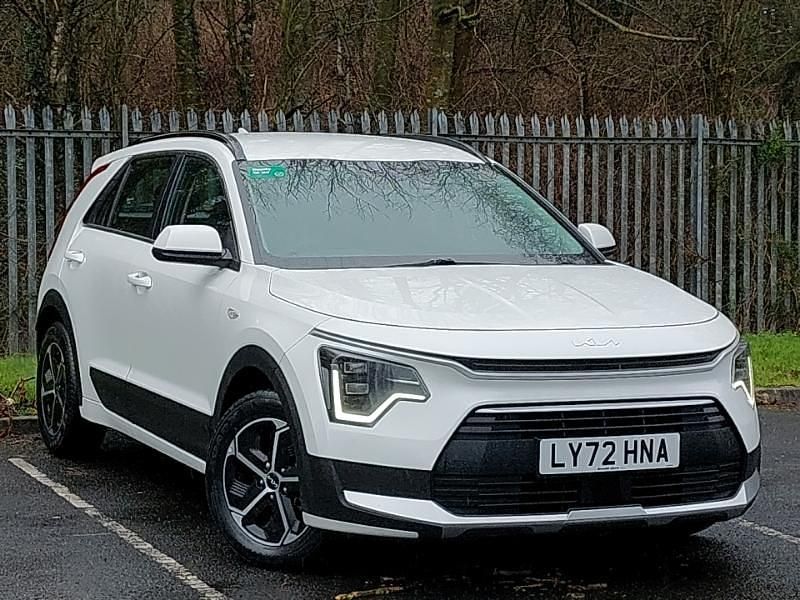 Used Kia Niro 139 HP (102 kW) 2023 White SUV