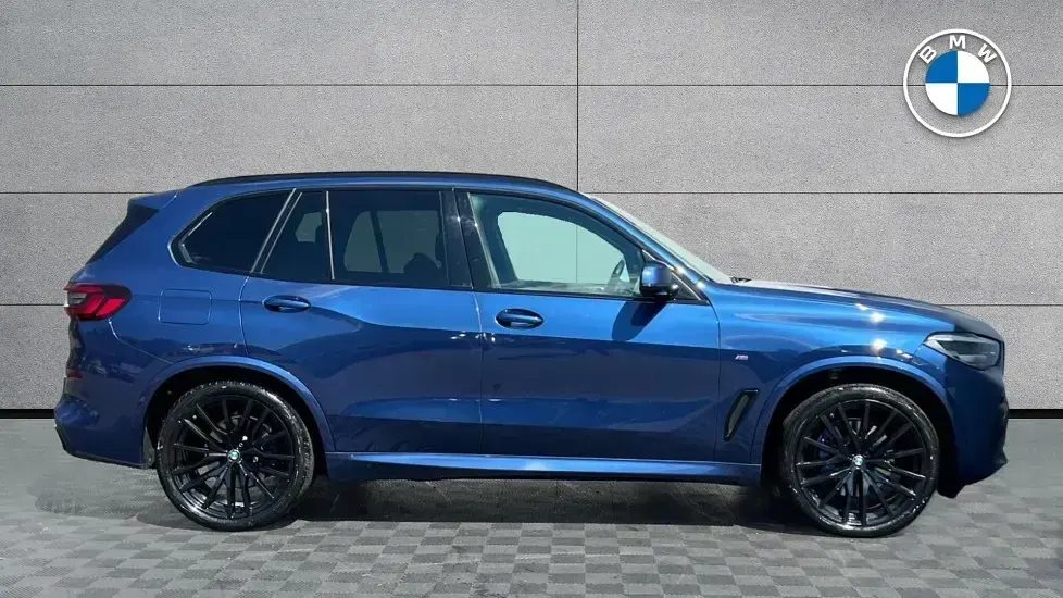 Used BMW X5 M Sport 282 HP (207 kW) 2022 Blue SUV