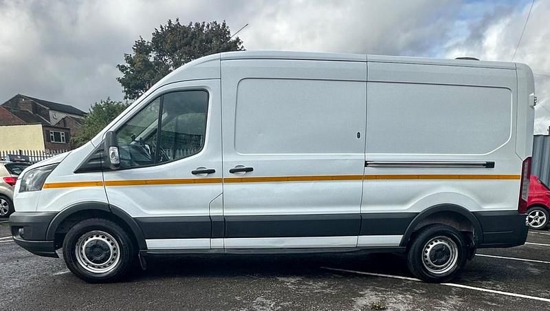 Used Ford Transit 130 HP (95 kW) 2017 White Van