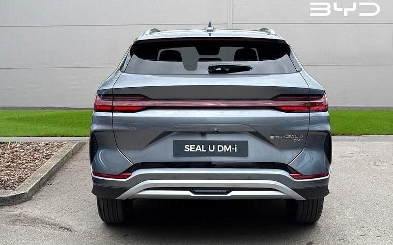 New BYD Seal Design 324 HP (238 kW) 2026 Estate