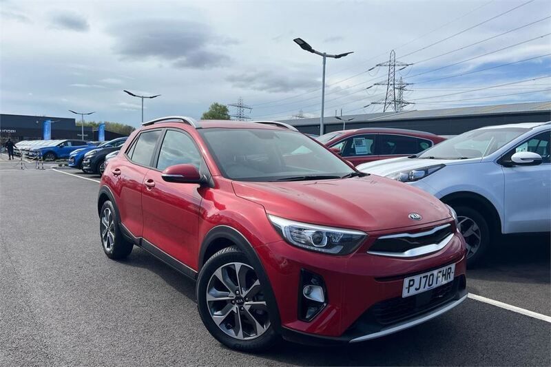 Red Used 2020 Kia Stonic 3 SUV | £14,995 (Fair price) - Image 1/4