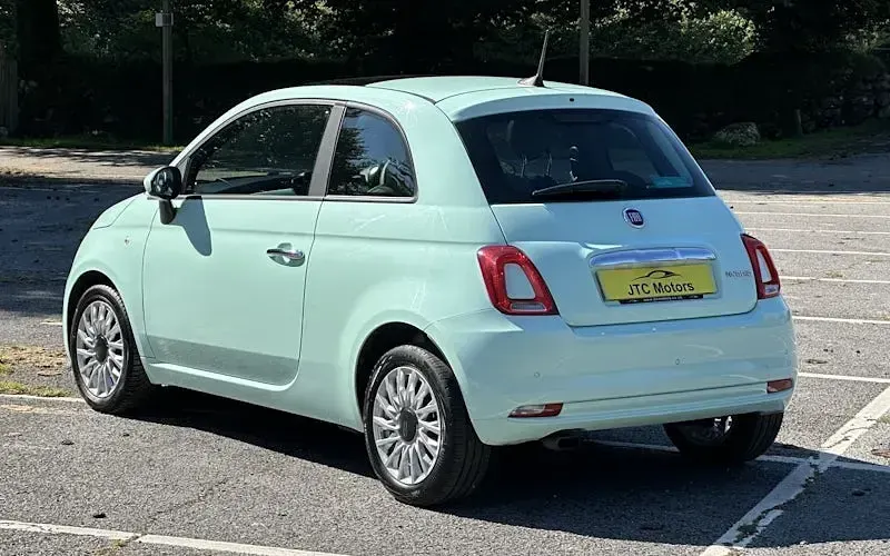 Used Fiat 500 Lounge 69 HP (50 kW) 2020 Green Hatchback