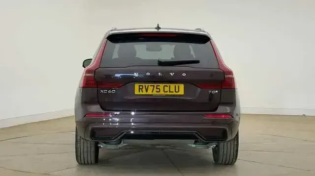 Used Volvo XC60 Ultra 449 HP (330 kW) 2025 Red SUV