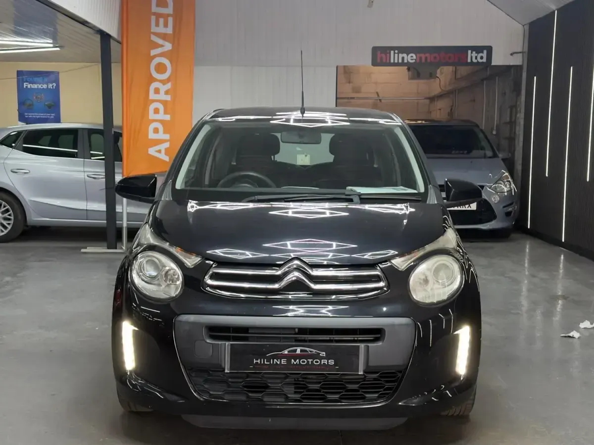 Begagnad Citroën C1 Feel 68 HK (50 kW) 2015 Svart Halvkombi