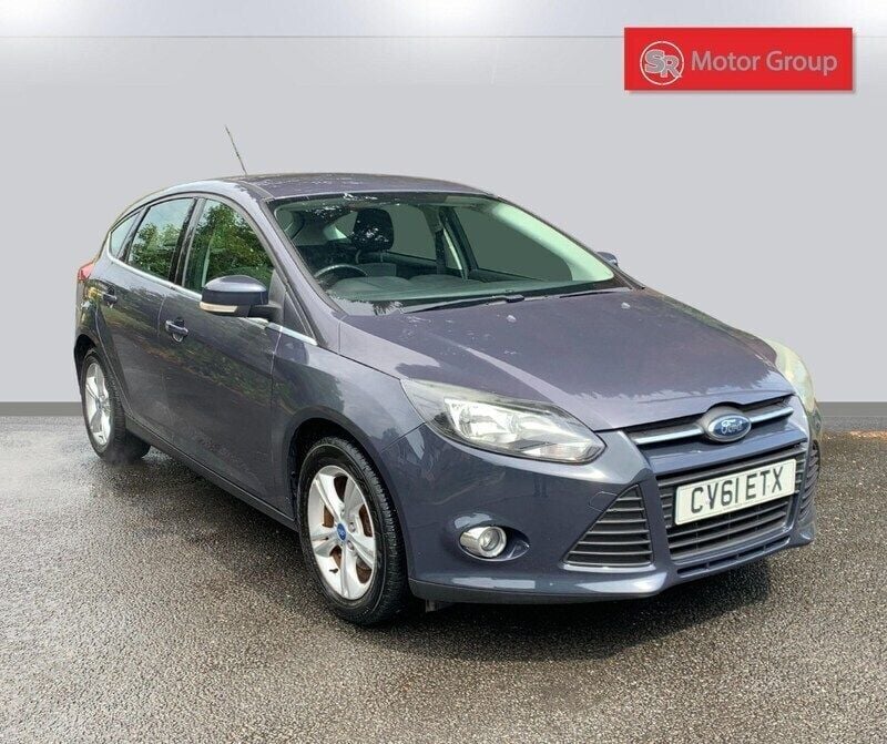 Grey Used 2011 Ford Focus Zetec Hatchback | £3,954 (Fair price) - Image 1/4