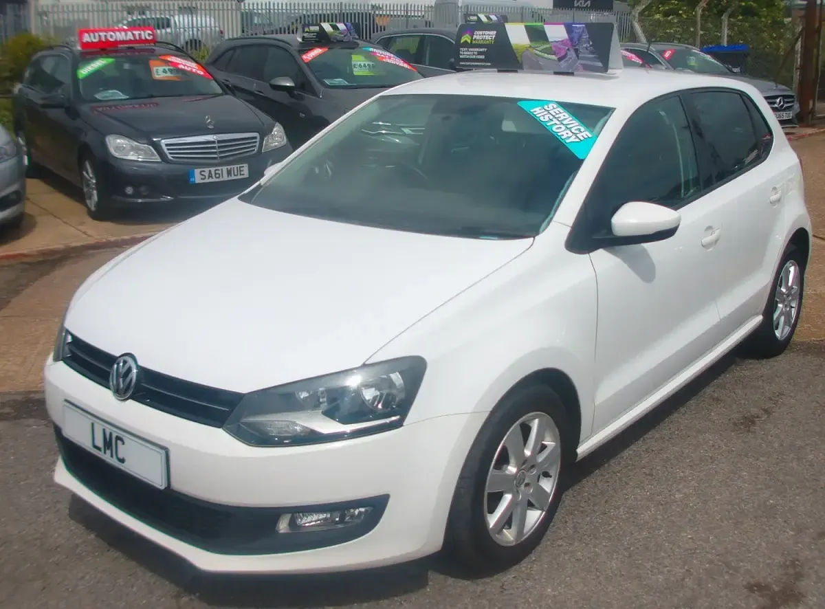 Used VW Polo Match 60 HP (44 kW) 2012 White Hatchback