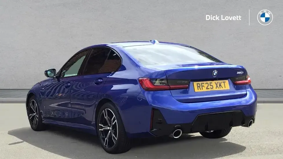 Used BMW 320 M Sport 181 HP (133 kW) 2025 Blue Sedan