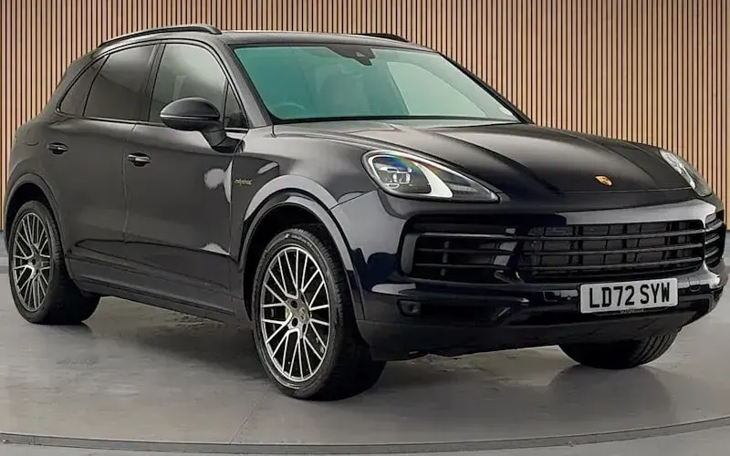 Used Porsche Cayenne Platinum Edition 462 HP (339 kW) 2022 SUV
