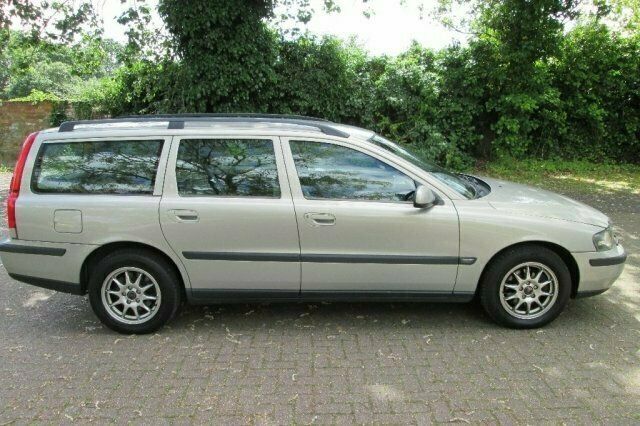 Used Volvo V70 2001 Estate