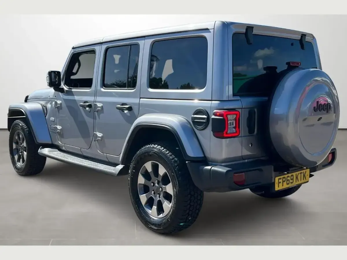 Used Jeep Wrangler Overland 268 HP (197 kW) 2019 Grey SUV