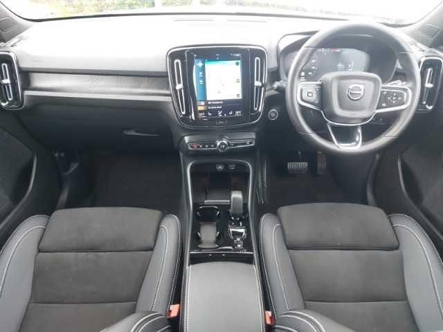 Used Volvo XC40 Ultimate 262 HP (192 kW) 2023 Silver SUV