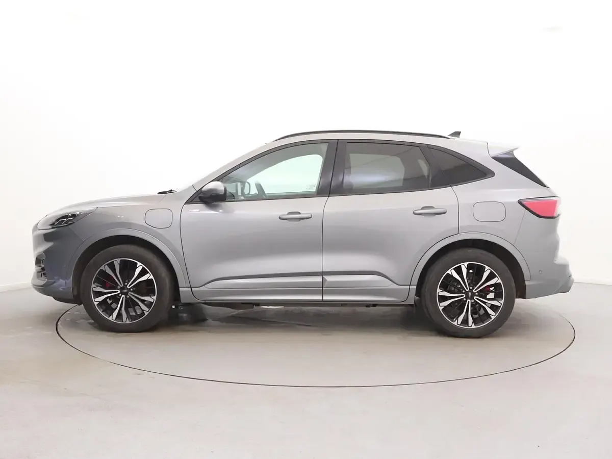 Used Ford Kuga ST-Line X 225 HP (165 kW) 2022 Silver SUV