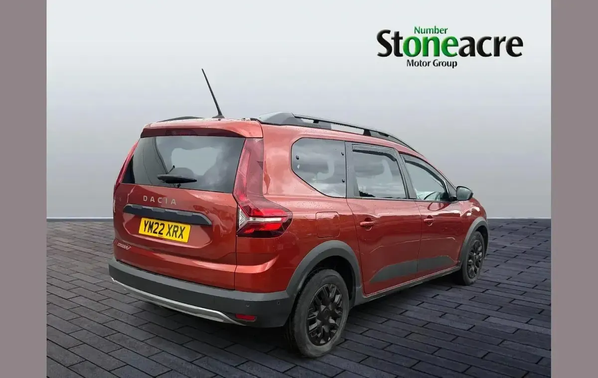 Used Dacia Jogger Comfort 110 HP (80 kW) 2022 Brown MPV