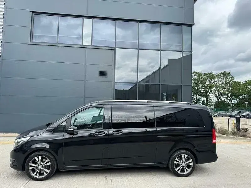 Used Mercedes V250 190 HP (139 kW) 2016 Black MPV