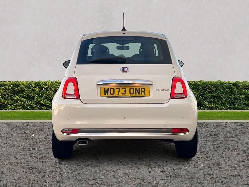 Used Fiat 500 70 HP (51 kW) 2024 White Hatchback