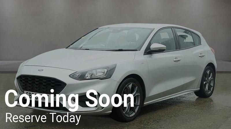 Used Ford Focus ST-Line 120 HP (88 kW) 2019 Silver Hatchback