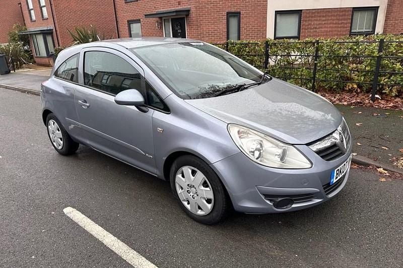 Silver Used 2007 Vauxhall Corsa Club Hatchback | £1,195 (Fair price) - Image 1/1