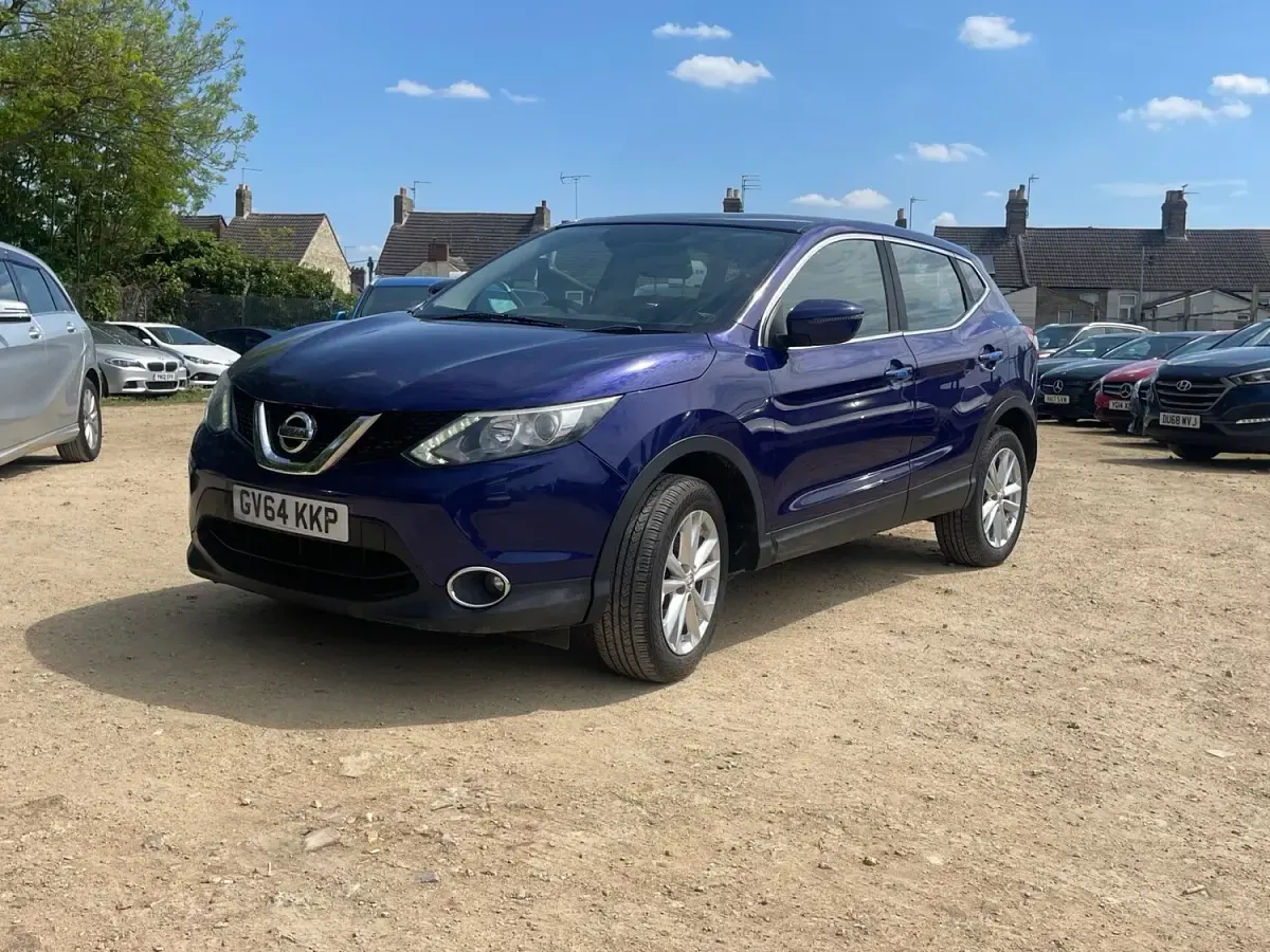 Used Nissan Qashqai Acenta 115 HP (84 kW) 2015 Blue SUV