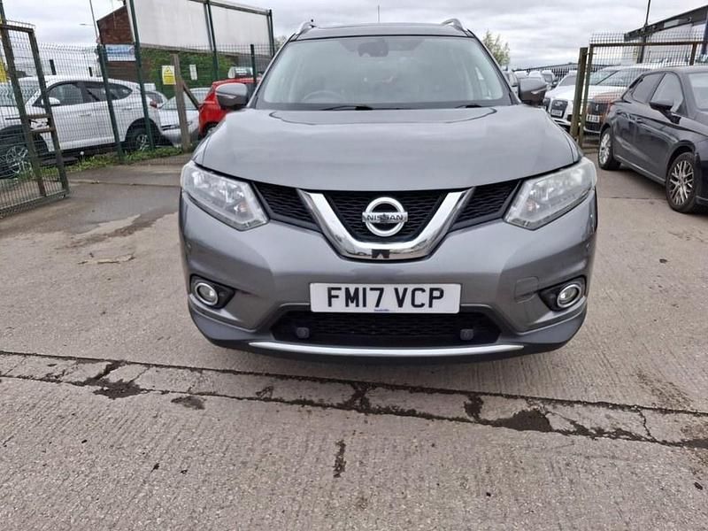 Used Nissan X-Trail N-Vision 130 HP (95 kW) 2017 Grey SUV