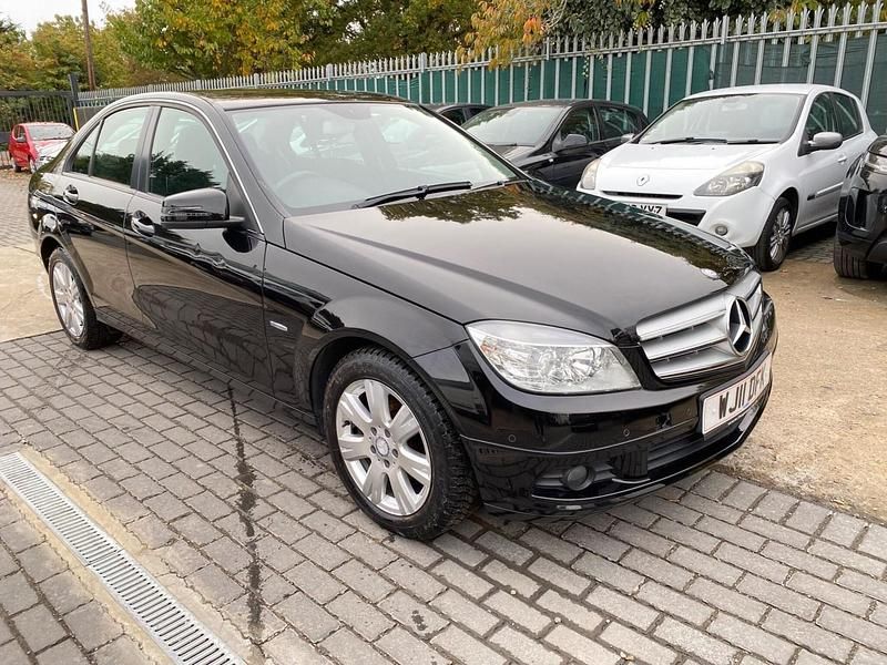 Used Mercedes C180 Executive 156 HP (114 kW) 2011 Black Sedan