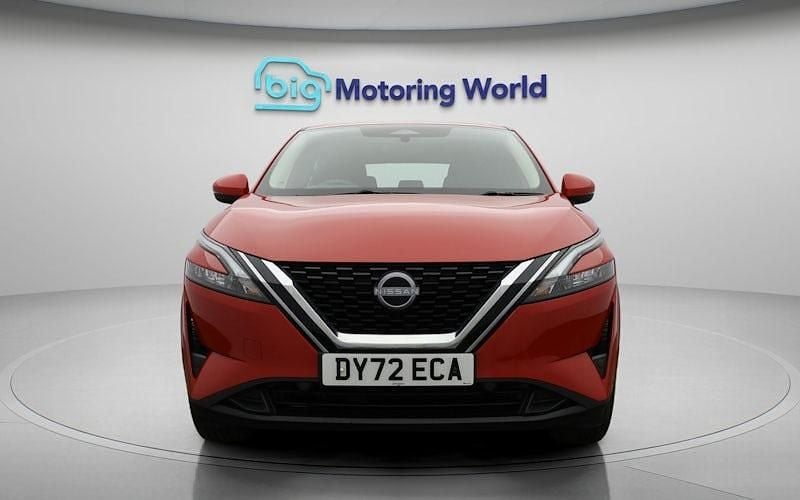 Used Nissan Qashqai S 140 HP (102 kW) 2022 Red SUV