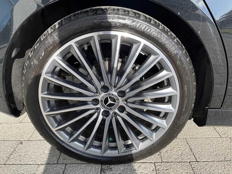 Used Mercedes A200 AMG Line Premium Plus 150 HP (110 kW) 2025 Black Hatchback