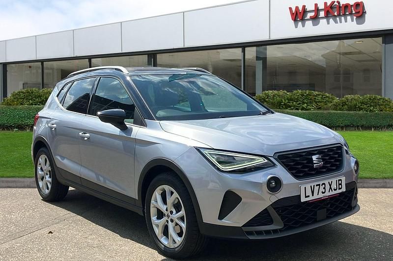 Silver Used 2023 Seat Arona FR SUV | £15,995 (Fair price) - Image 1/3