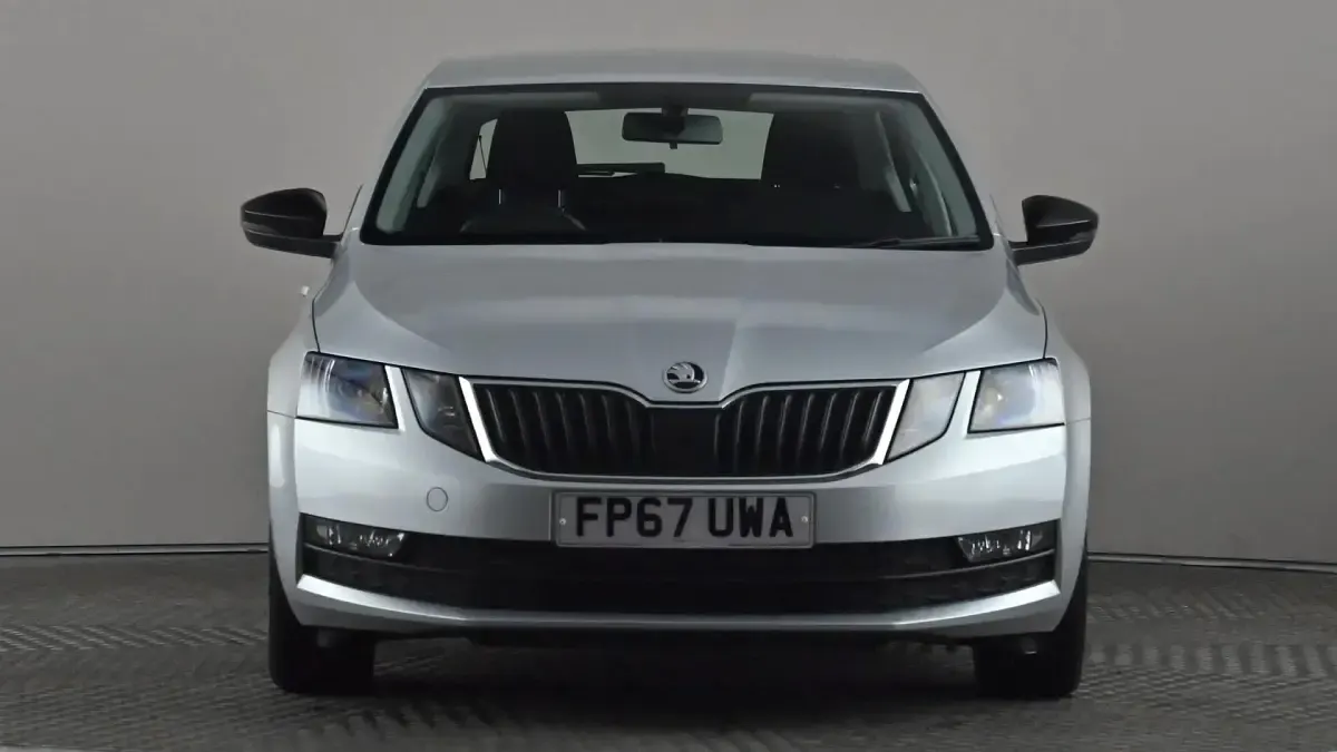 Begagnad Skoda Octavia SE 115 HK (84 kW) 2017 Silver Halvkombi