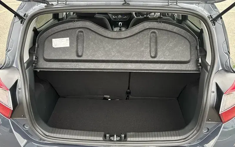 New Hyundai i10 Advanced 63 HP (46 kW) 2026 Grey Hatchback