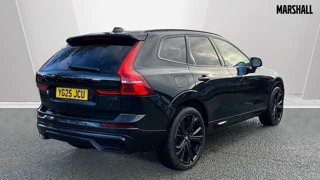 Usado Volvo XC60 Plus 250 HP (183 kW) 2025 Preto SUV