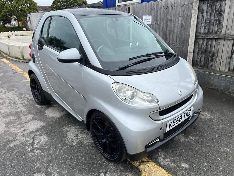 Silver Used 2009 Smart ForTwo Coupé Passion Coupe | £1,995 (Good price) - Image 1/4