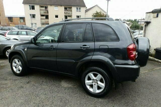 Used 2005 Toyota RAV4 SUV | £4,795 (Fair price) - Image 1/4