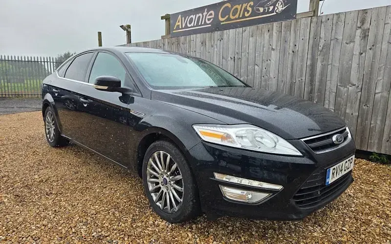 Begagnad Ford Mondeo Business Edition 140 HK (102 kW) 2013 Halvkombi