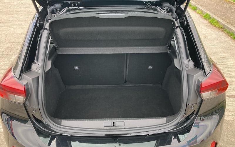 Used Vauxhall Corsa Design Edition 75 HP (55 kW) 2023 Black Hatchback