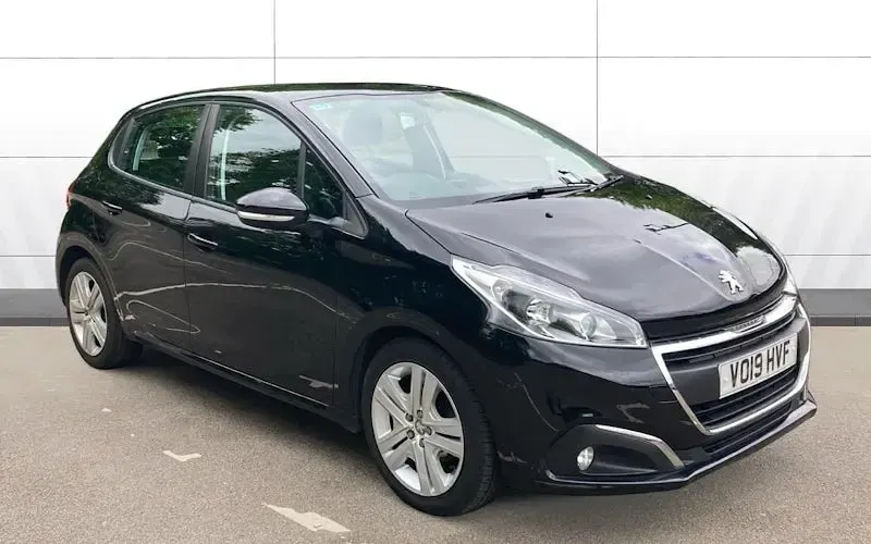 Gebraucht Peugeot 208 Active 82 PS (60 kW) 2018 Kleinwagen