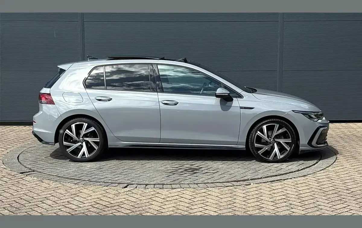 Used VW Golf VIII R-line 147 HP (108 kW) 2024 Grey Hatchback