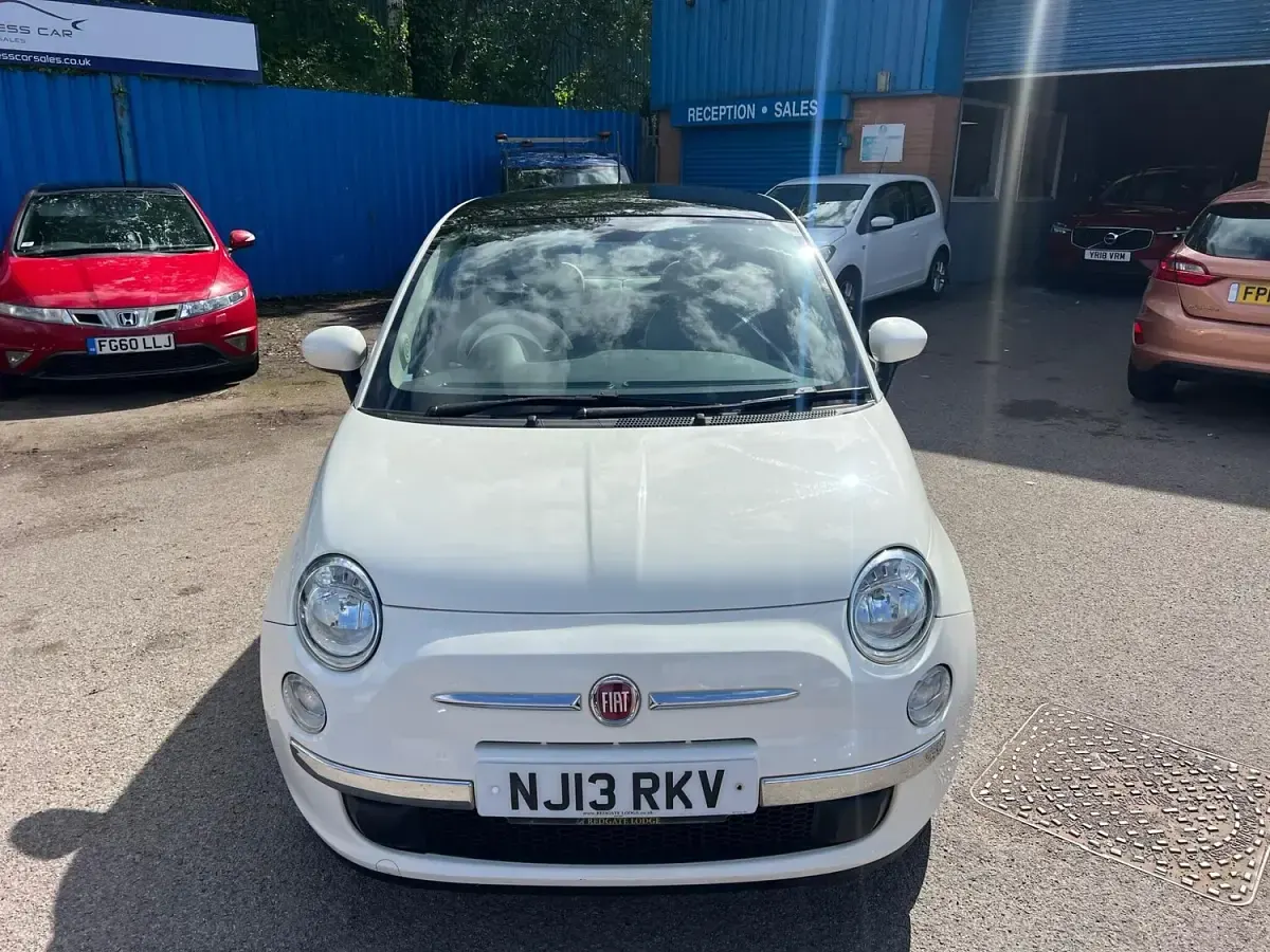 Used Fiat 500 Lounge 69 HP (50 kW) 2013 White Hatchback