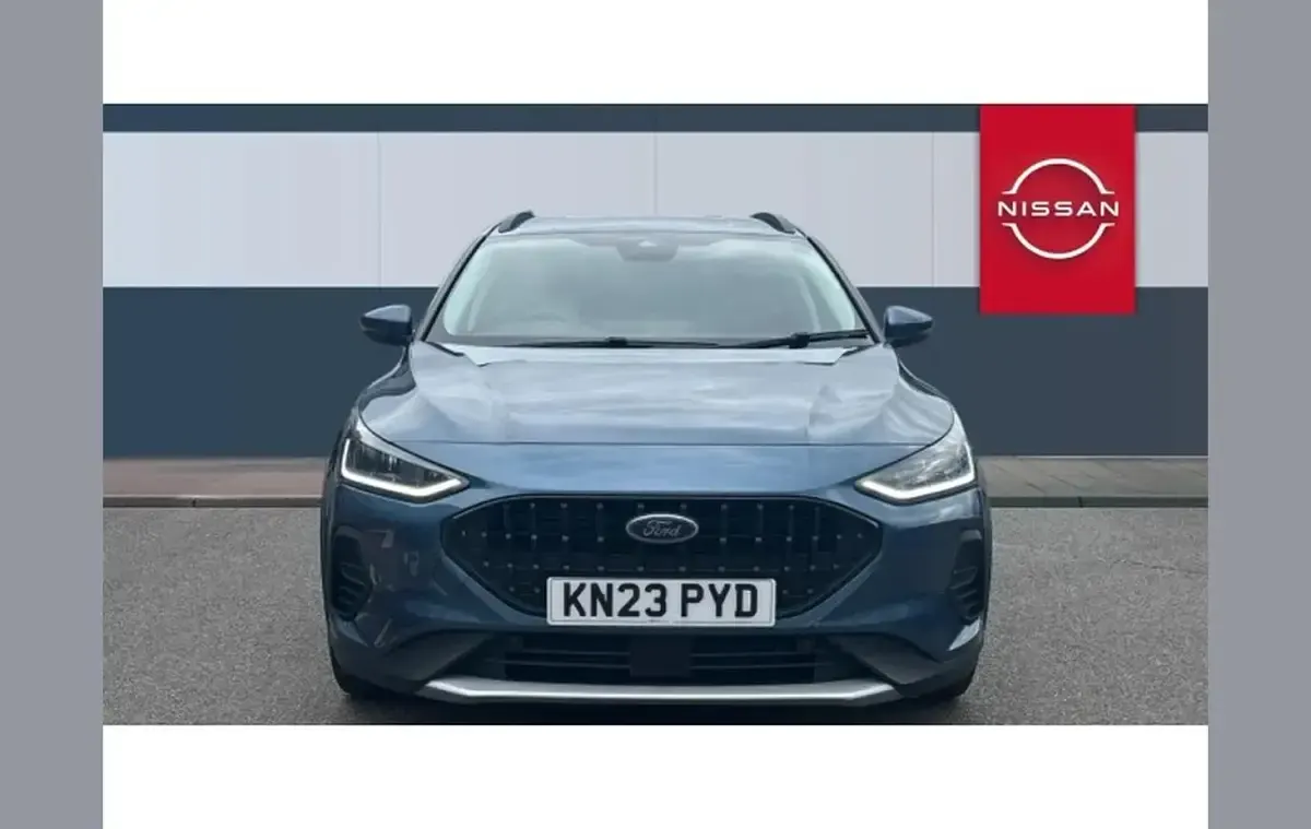 Used Ford Focus Active X 123 HP (90 kW) 2023 Blue Hatchback