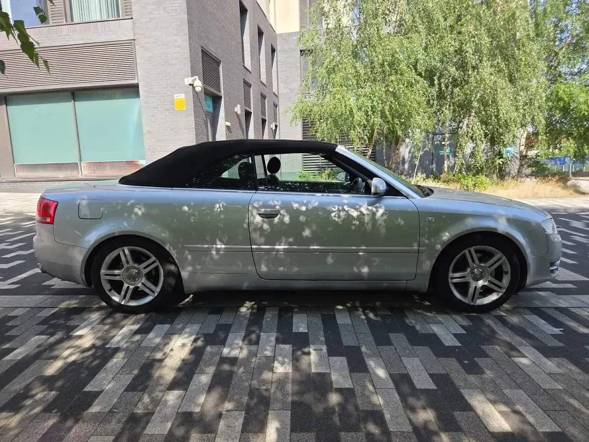 Used Audi A4 Cabriolet Sport 255 HP (187 kW) 2006 Silver Cabriolet