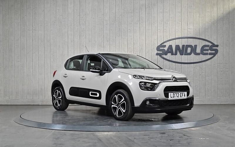Used Citroën C3 PureTech 83 HP (61 kW) 2022 Beige Hatchback